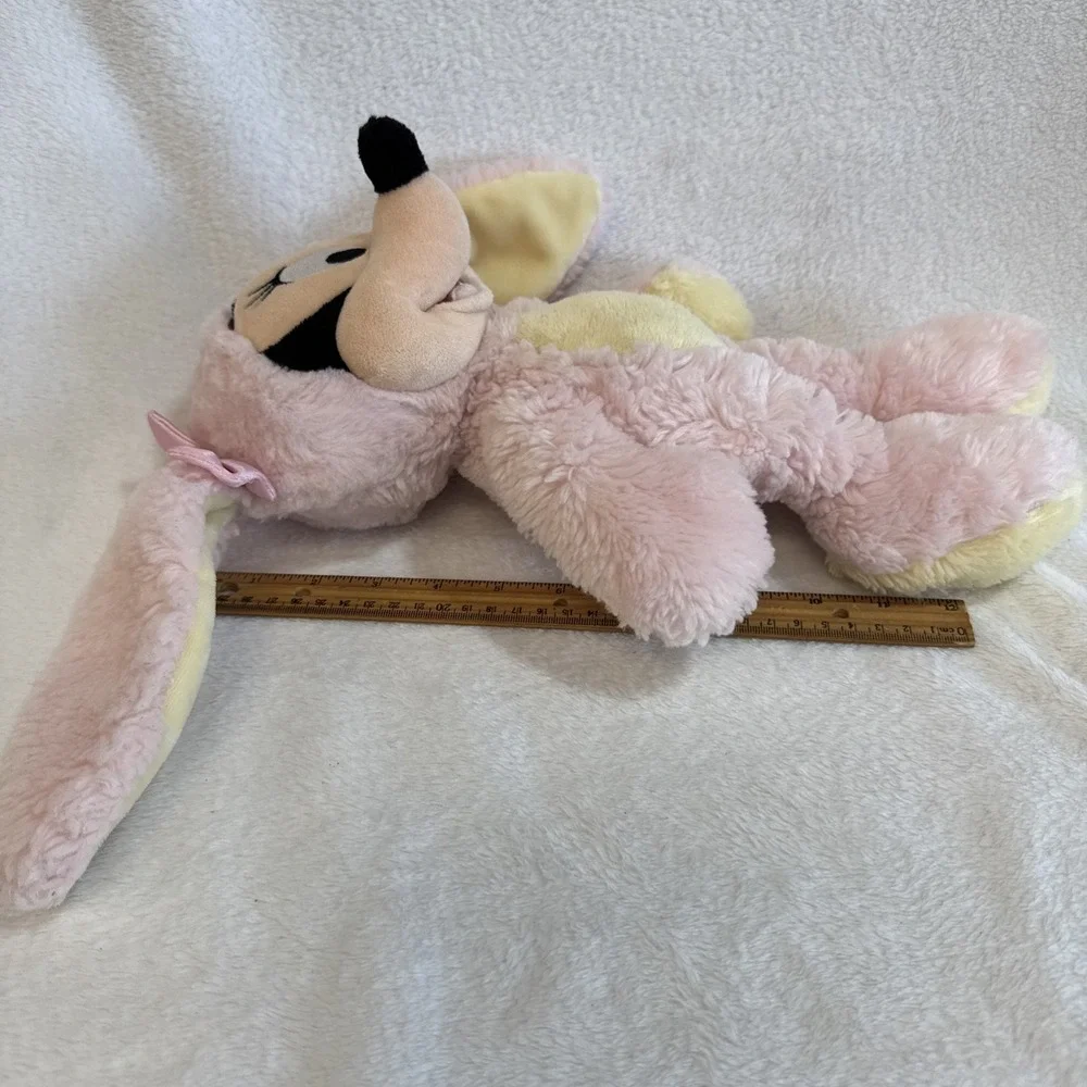 Disney store minnie